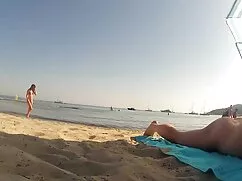 Gà trống gà trong mộ ...