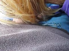 Cô gái với phim xech ...